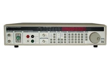 Генератор сигналов сложной формы DS360