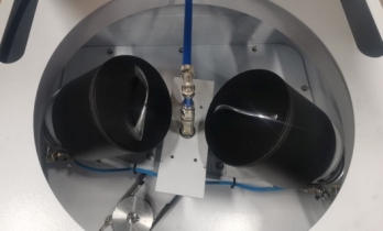 Смешивание эпоксидного клея АТ-44К в Соло ВКС М