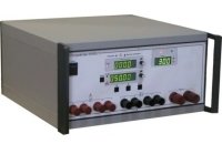 Устройство для питания измерительных цепей постоянного и переменного токов УИ300.1
