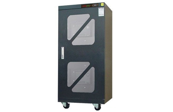 Шкаф сухого хранения Dr.Storage A1M-157 (1-50%RH)