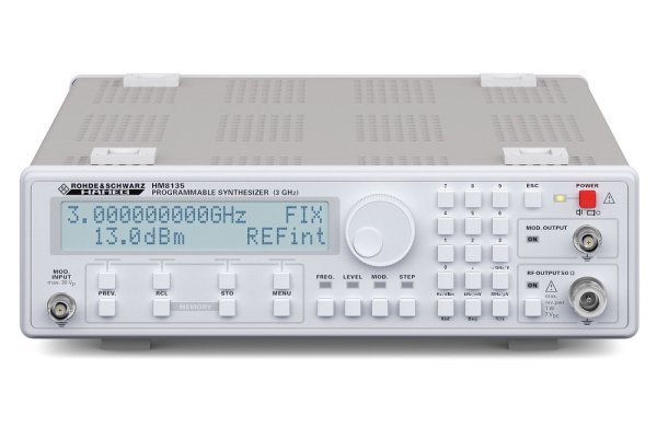 Генератор сигналов (синтезатор частот) HAMEG HM8135-X