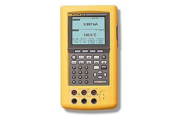 Регистрирующий калибратор Fluke 743B