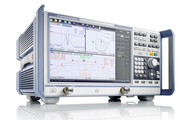 Анализатор цепей Rohde & Schwarz ZNB4 с 4 портами