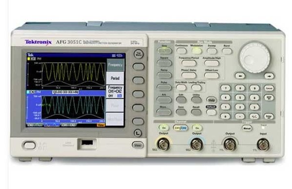 Генератор сигналов Tektronix AFG3101С