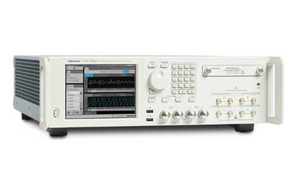 Генератор сигналов Tektronix AWG70002A