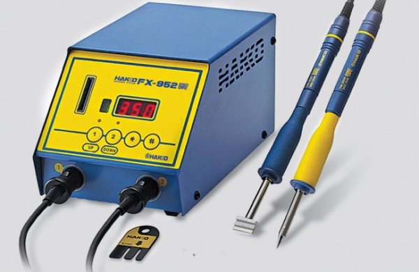 Двухканальная паяльная станция Hakko FХ-952-58 ESD